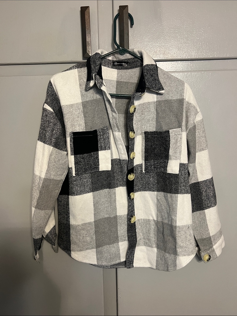 Gray & White Buffalo Plaid Button-Down Shirt Jacket